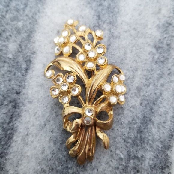Vintage Jewelry Vintagerhinestoneflower Bouquet Brooch Gold Tone